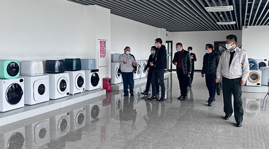 分享交流！鶴山市領導以及書記一同到訪金環(huán)電器